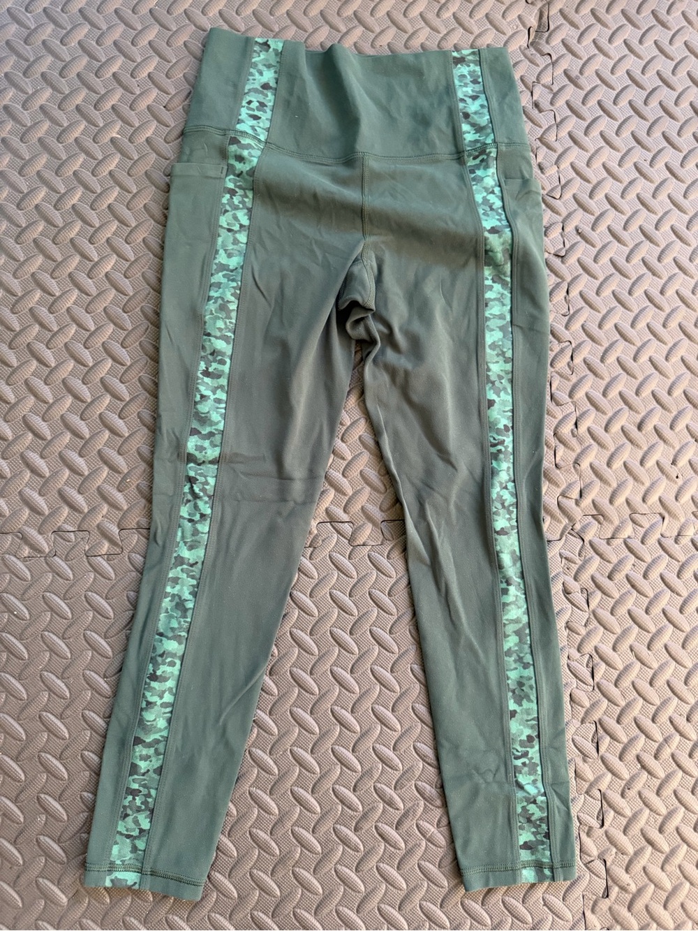 Athleta Green Leggings with Mint Camo Side Stripes